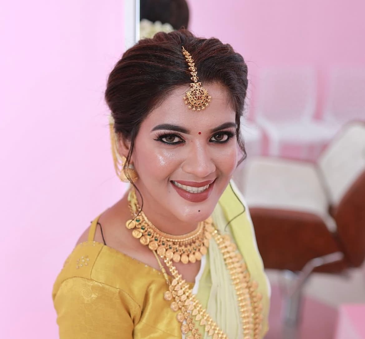 Trial Pre-Wedding Makeup